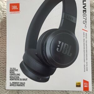 JBL Live 675NC Wireless Headphones - Black